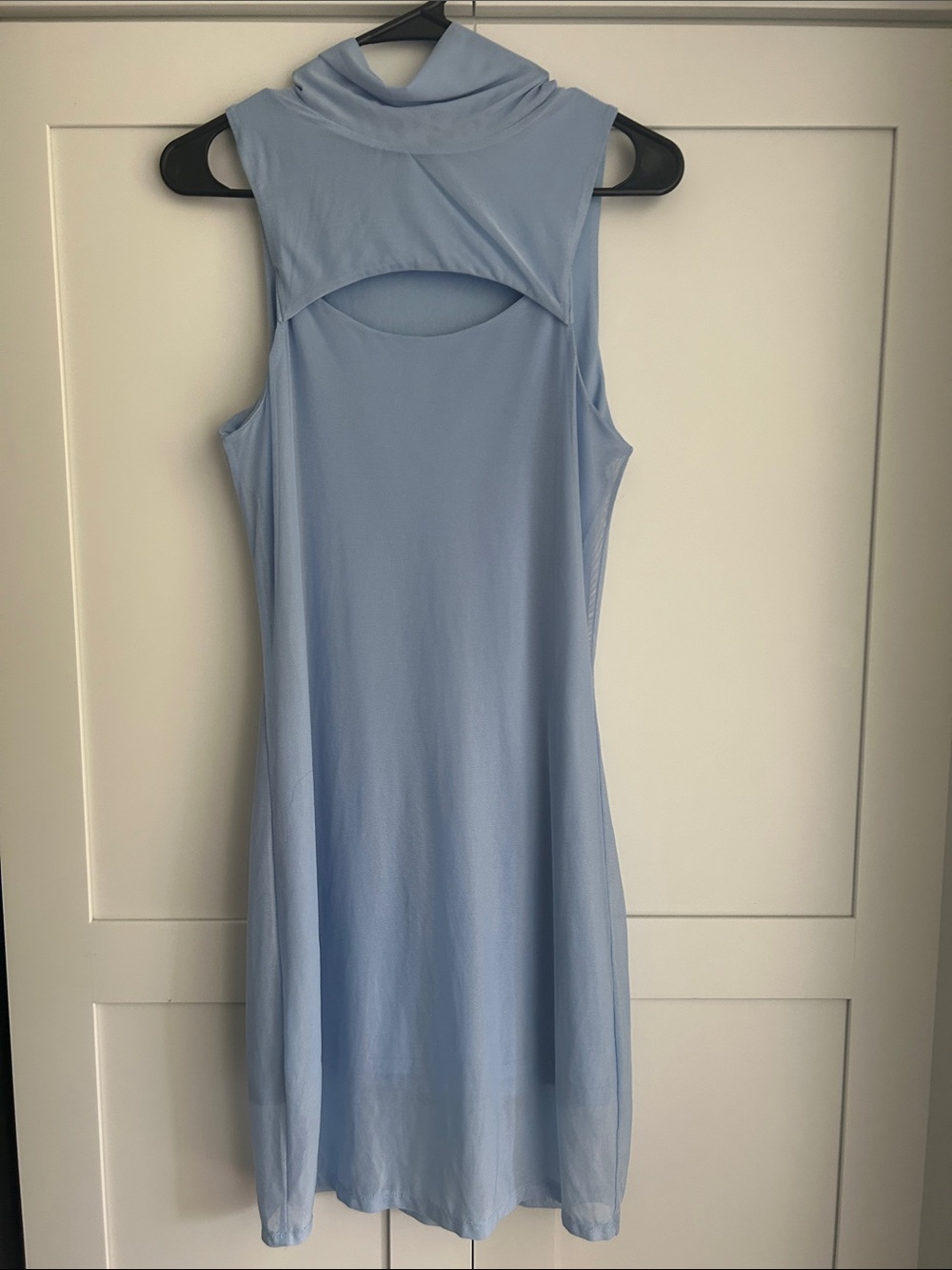 Sleeveless Light Blue Keyhole Neck Dress